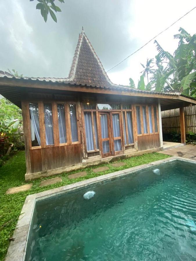Sarini Villas Blahbatu Extérieur photo