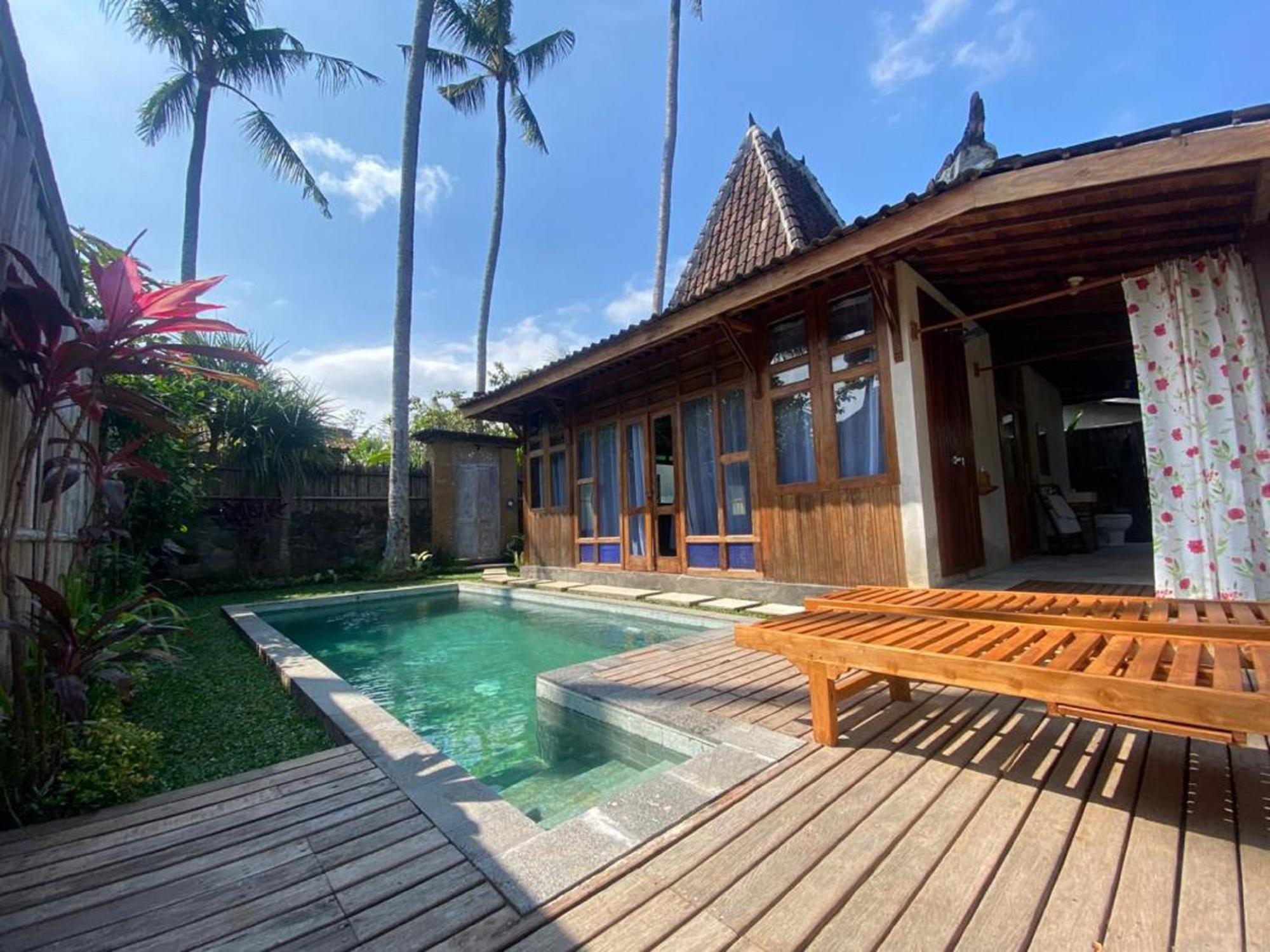 Sarini Villas Blahbatu Extérieur photo