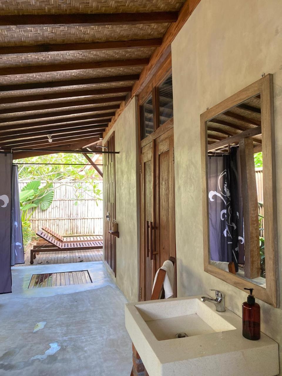 Sarini Villas Blahbatu Extérieur photo